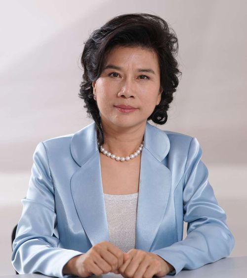 董明珠为何频频打断员工发言？她的真实管理风格曝光！