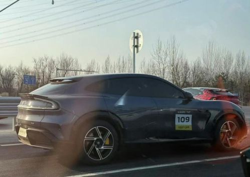 小米YU7实车到店，售价或25万元起？真实体验全解析