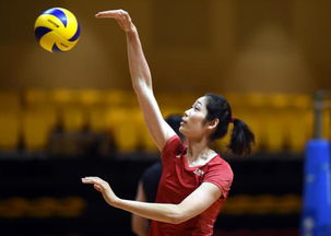 中国女排年轻队员在比赛中