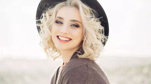 医生正在为梅杰综合征患者进行肉毒素注射治疗