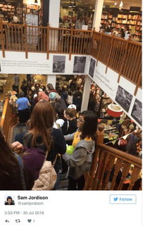 伦敦门店抢购现场