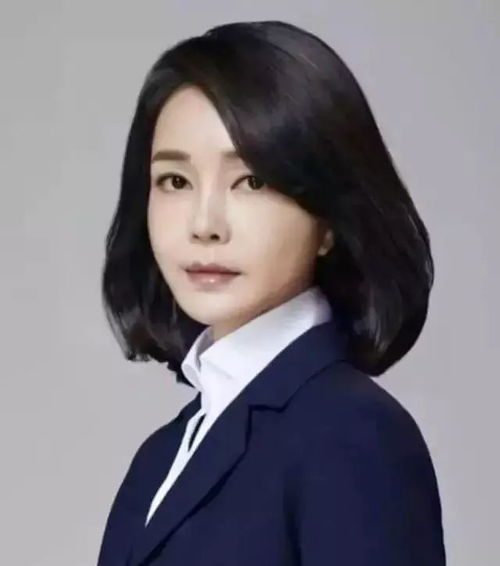 金建熙与尹锡悦出席活动