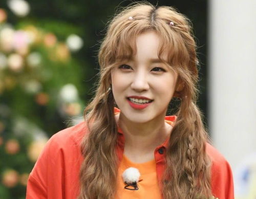 宋雨琦与张真源片场花絮合影