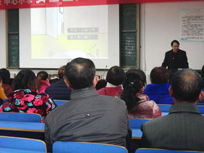 心理咨询师与学生面对面交谈场景