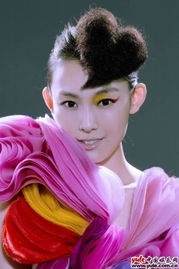 范玮琪暴哭微博热搜背后：情绪崩溃的那一刻，她到底经历了什么？