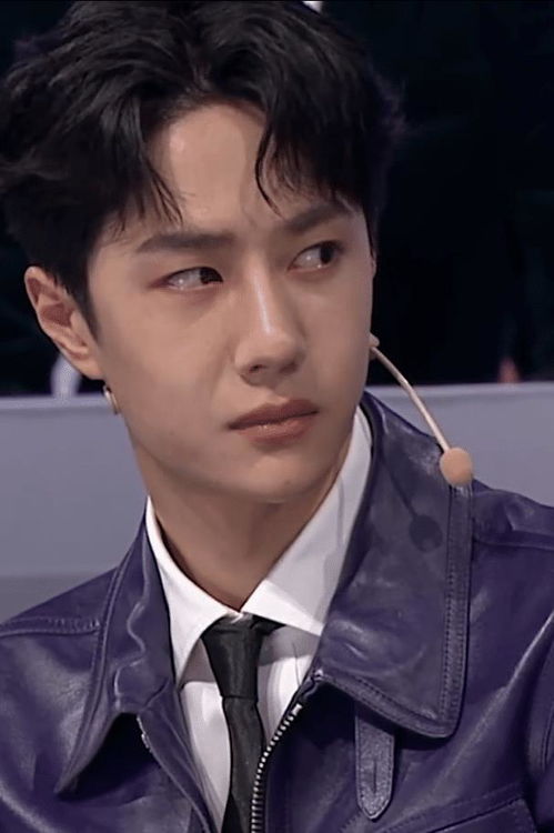 黄子韬怒斥学员不配做餐饮：导师的严厉背后藏着什么？