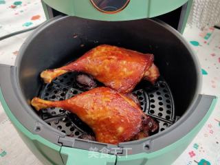 办公室空气炸锅自制烤鸭场景图