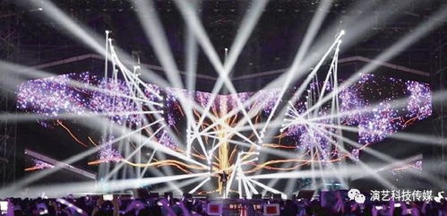 夜色下的麦田音乐会