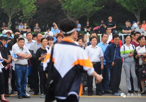 高考首日结束！明天继续加油，你不是一个人在战斗