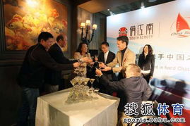 折腰庆功宴背后的故事：一场让人深思的饭局风波