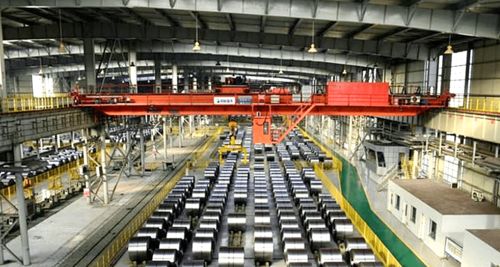 稀土冶炼工厂生产线实景图