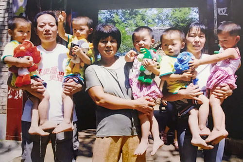 五胞胎高考刷屏背后，父亲一句话感动全网：我们只是普通人家