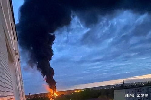 乌克兰无人机袭击俄罗斯油库现场