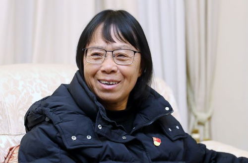 高考第一天，张桂梅的小喇叭又响了！连续14年送考背后的故事让人泪目