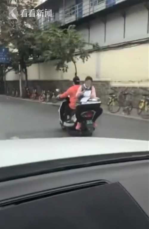 中国电动车在巴西街头行驶