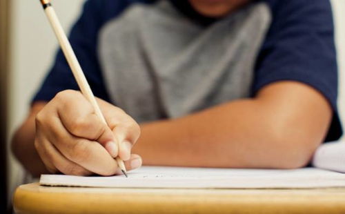 高考作文题点评 | 全国一卷如何考验学生的思维深度与语文素养？