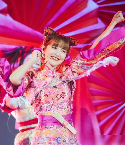 浪姐户外舞台表演现场