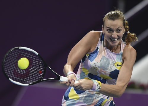 心疼！萨巴伦卡泪洒颁奖台：这场比赛让我很受伤 祝贺高芙夺冠