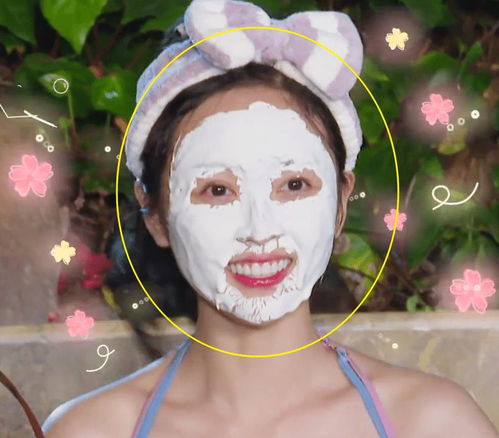 吴宣仪微笑面对镜头