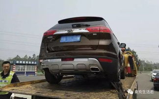 成都车祸现场直击：惊魂一刻与生死救援