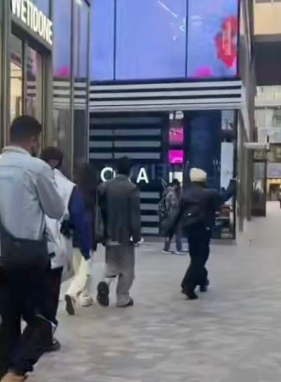 井柏然刘雯恋情再升温？网传已领证，网友：金童玉女终于修成正果