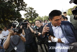 受害者接受采访现场