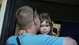 全抖音都在参加炫父大赛，我晒出父亲的旧照片却火了！