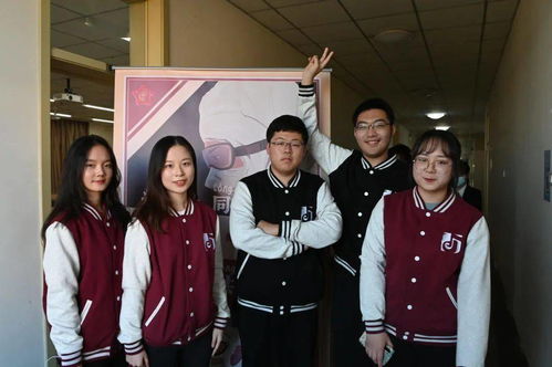 主持人与政府人员电话录音片段截图