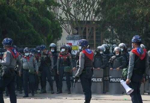 洛杉矶爆发冲突纽约也跟着乱？亲身经历告诉你真相有多震撼！