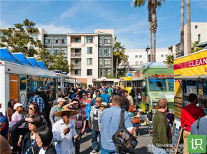 洛杉矶市民街头表达不满