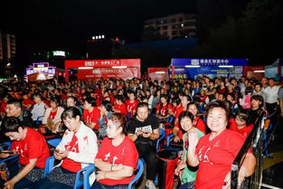 乒超联赛现场观众热情高涨