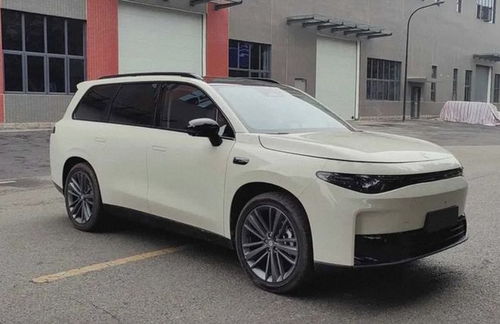 零跑C16五座版实车展示图