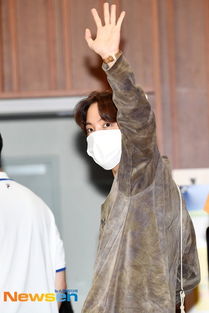 金泰亨时尚写真照