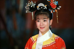 李晟微笑面对镜头