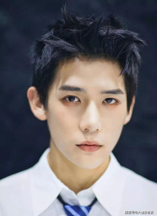 王安宇在剧中深情眼神特写