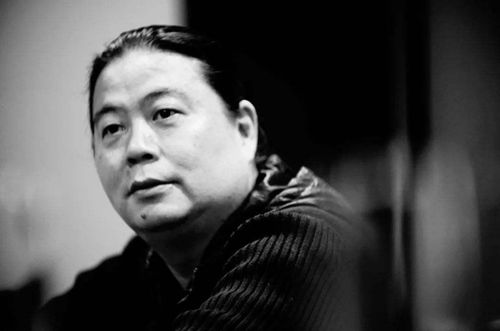 汪海林参加影视论坛发言照片