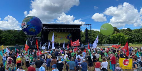 意大利热那亚八国峰会抗议冲突现场照片