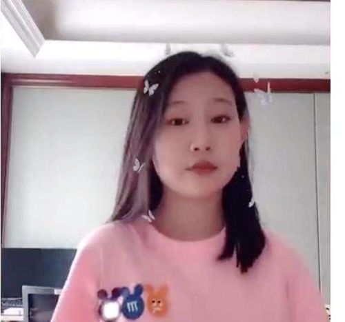 沈佳润跳舞视频截图