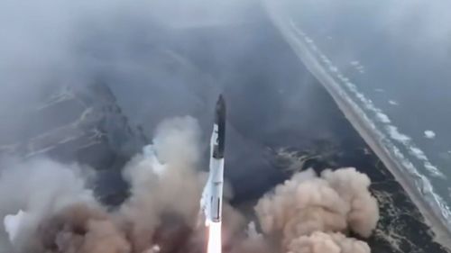 马斯克的星链卫星接连坠落，SpaceX面临前所未有的挑战？