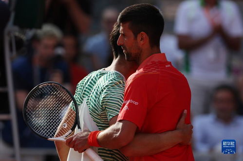 阿尔卡拉斯在法网比赛中激情庆祝