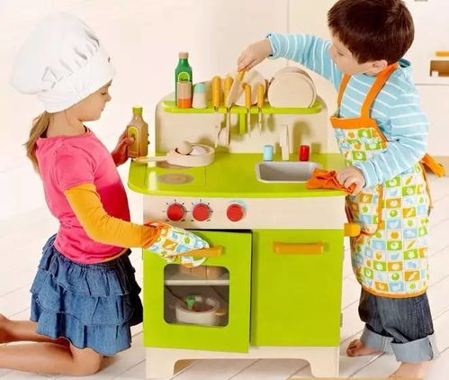 儿童使用仿真厨房玩具时发生火灾事故