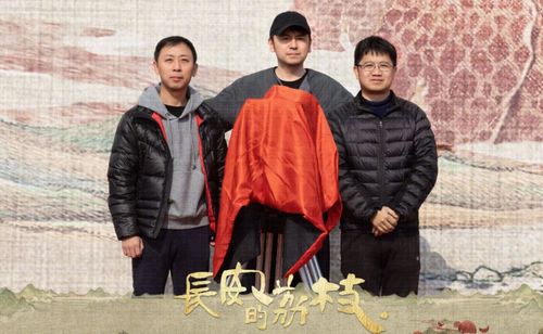 《长安的荔枝》剧照，雷佳音与岳云鹏同框