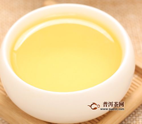 乌龙茶冲泡过程特写