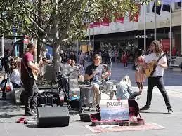 墨尔本街头艺人表演