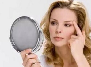 女子贷款4万花10万做医美崩溃｜背后真相令人深思