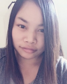 阳洋在微博发布的自拍照片