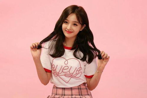 黄圣依与程潇同台交流照片