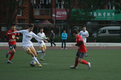 泰国足球比赛精彩瞬间