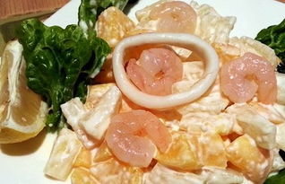 水果与海鲜搭配健康饮食示意图