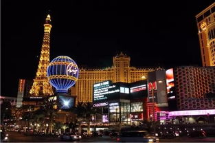 洛杉矶市中心人群聚集场景